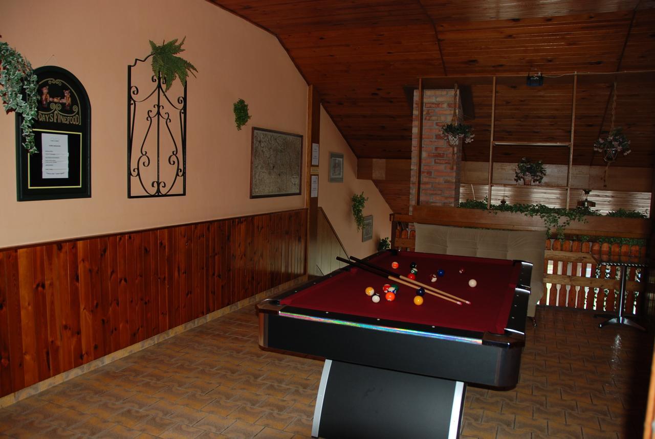 Rodinny "Hotel U Mustku" Desná Exterior foto